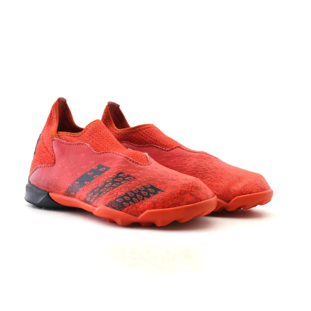 ADIDAS PREDATOR FREAK.3 LACELESS TURF