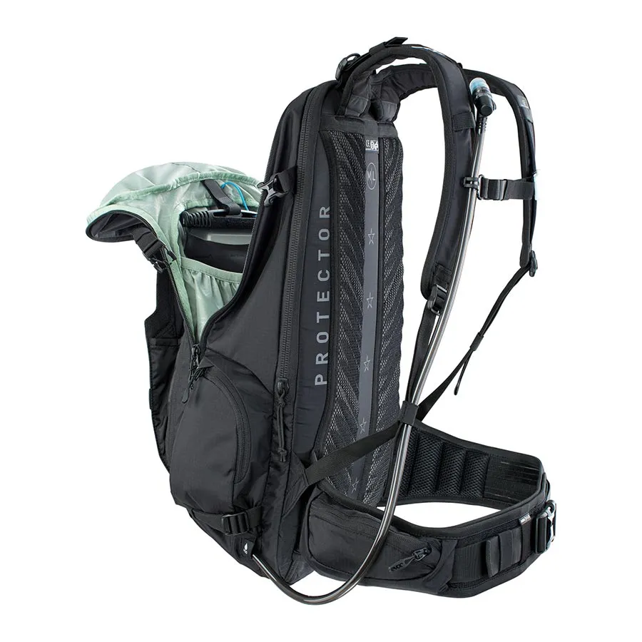 EVOC FR Trail E-Ride Protector Backpack