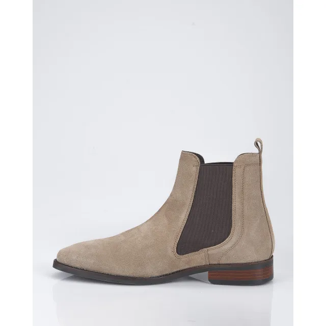 Recall Classic boots