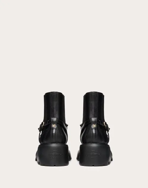 ROCKSTUD CALFSKIN BEATLE 55MM