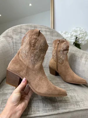 Savannah Short Suede Cowboy Boots - Camel