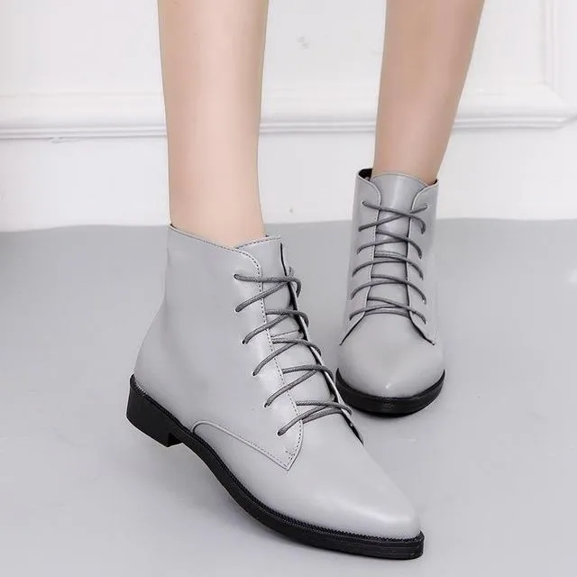 The Knight Ankle Lace-up Flat Shoes