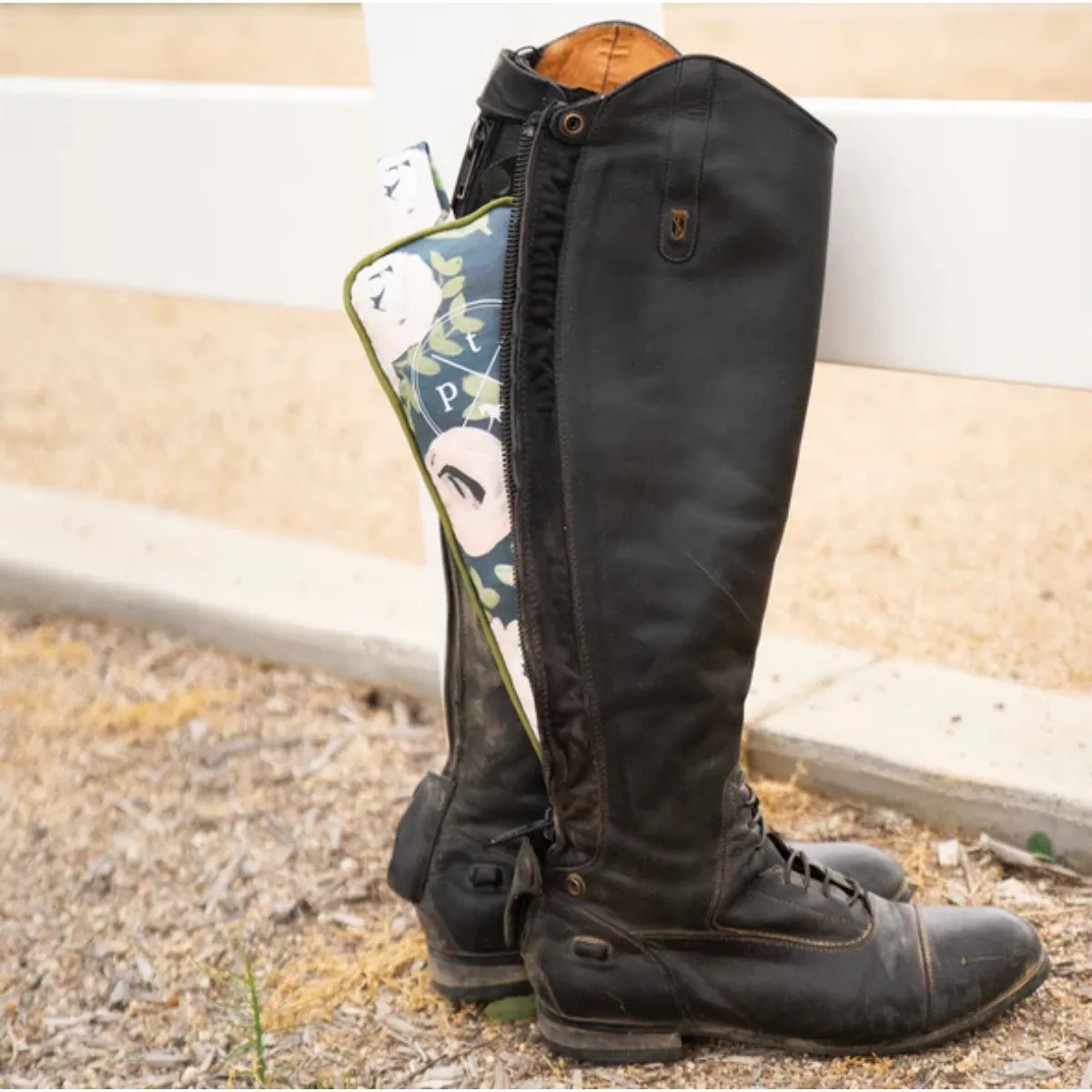 The Posh Pony Boot Stuffers in Bubbly
