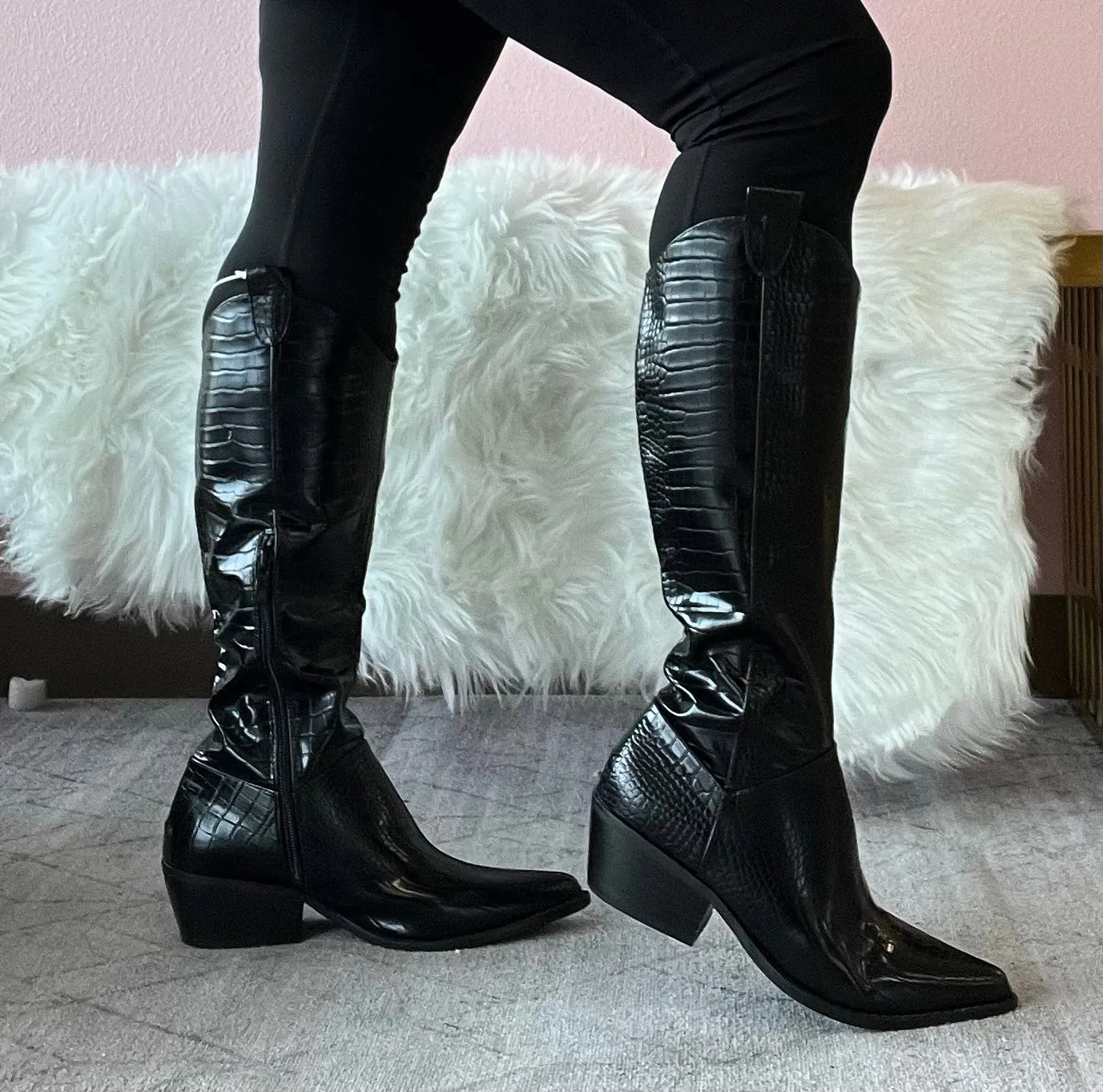 VANESSA-05 Black Croc Embossed Faux Leather Cowboy Boot - Western Styling - Pointy Toe