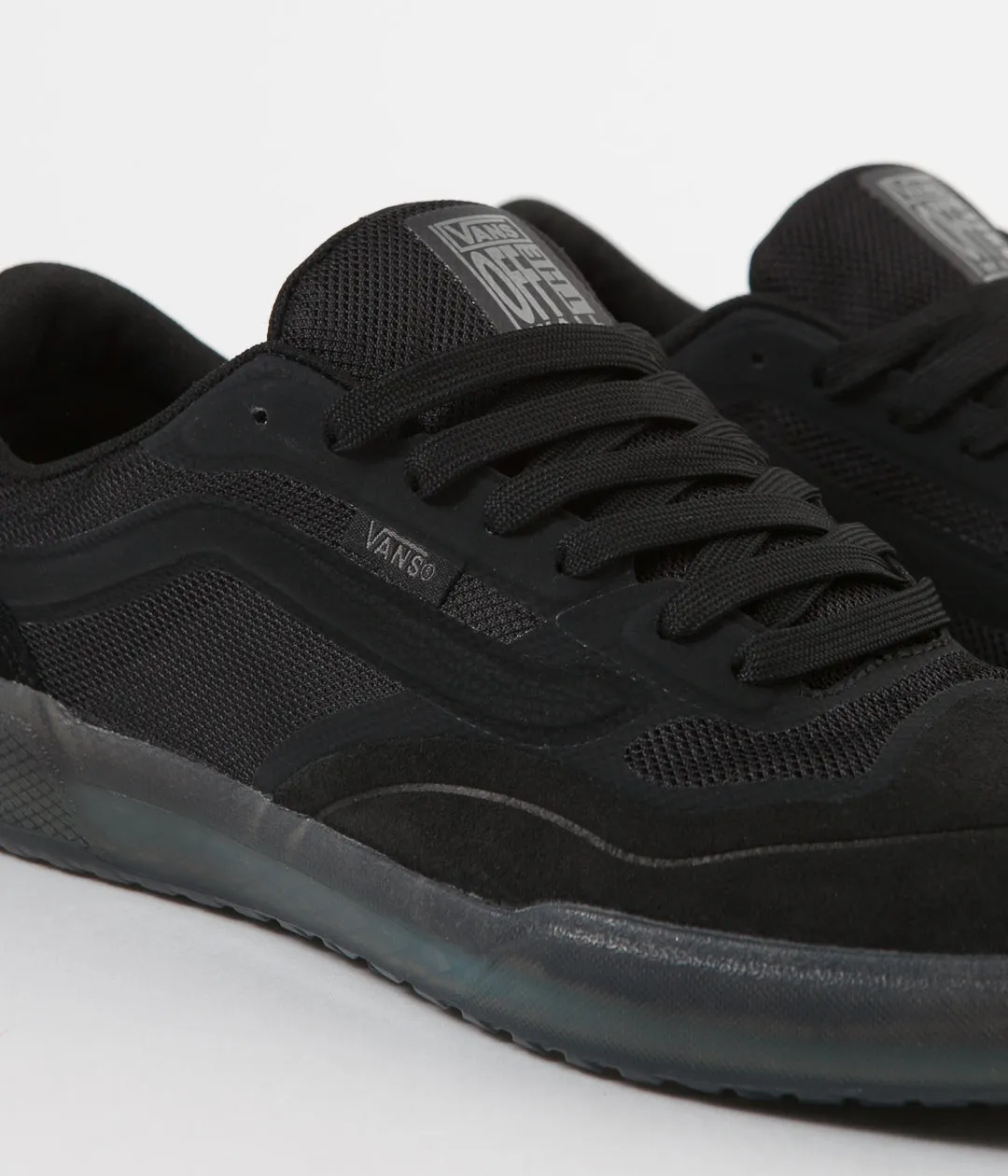 Vans AVE Pro Shoes - Black / Smoke