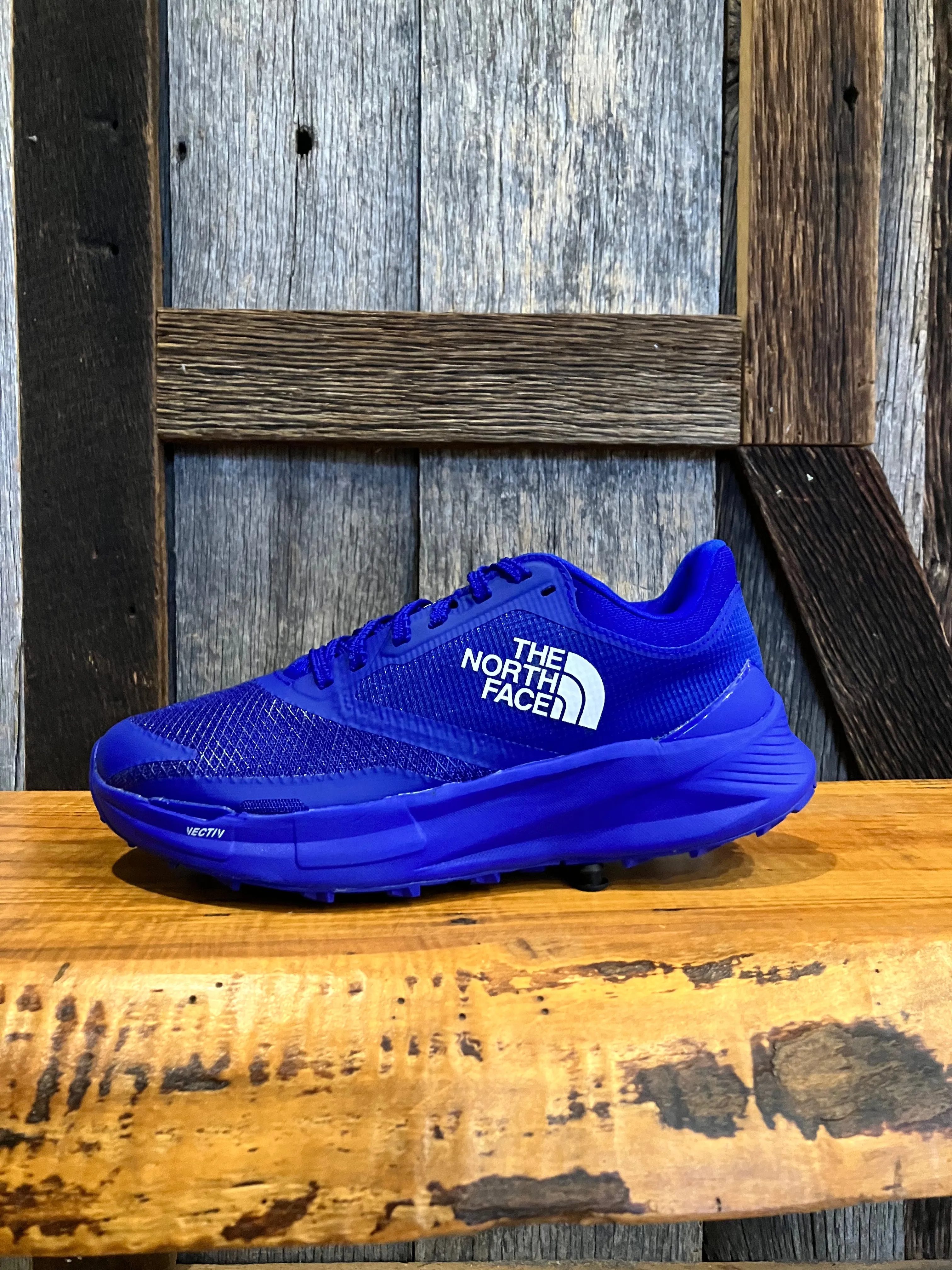 W The North Face x IKB Vectiv Enduris 3
