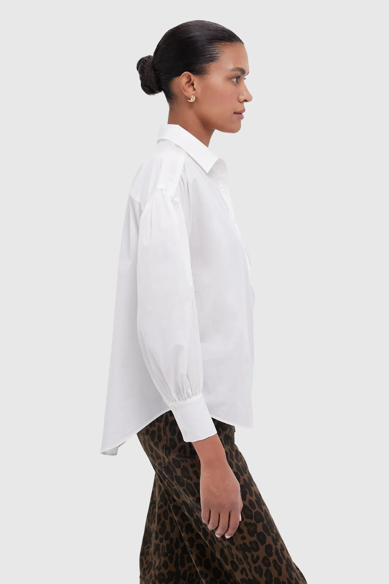White Scalloped Ballon Sleeve Leanne Blouse